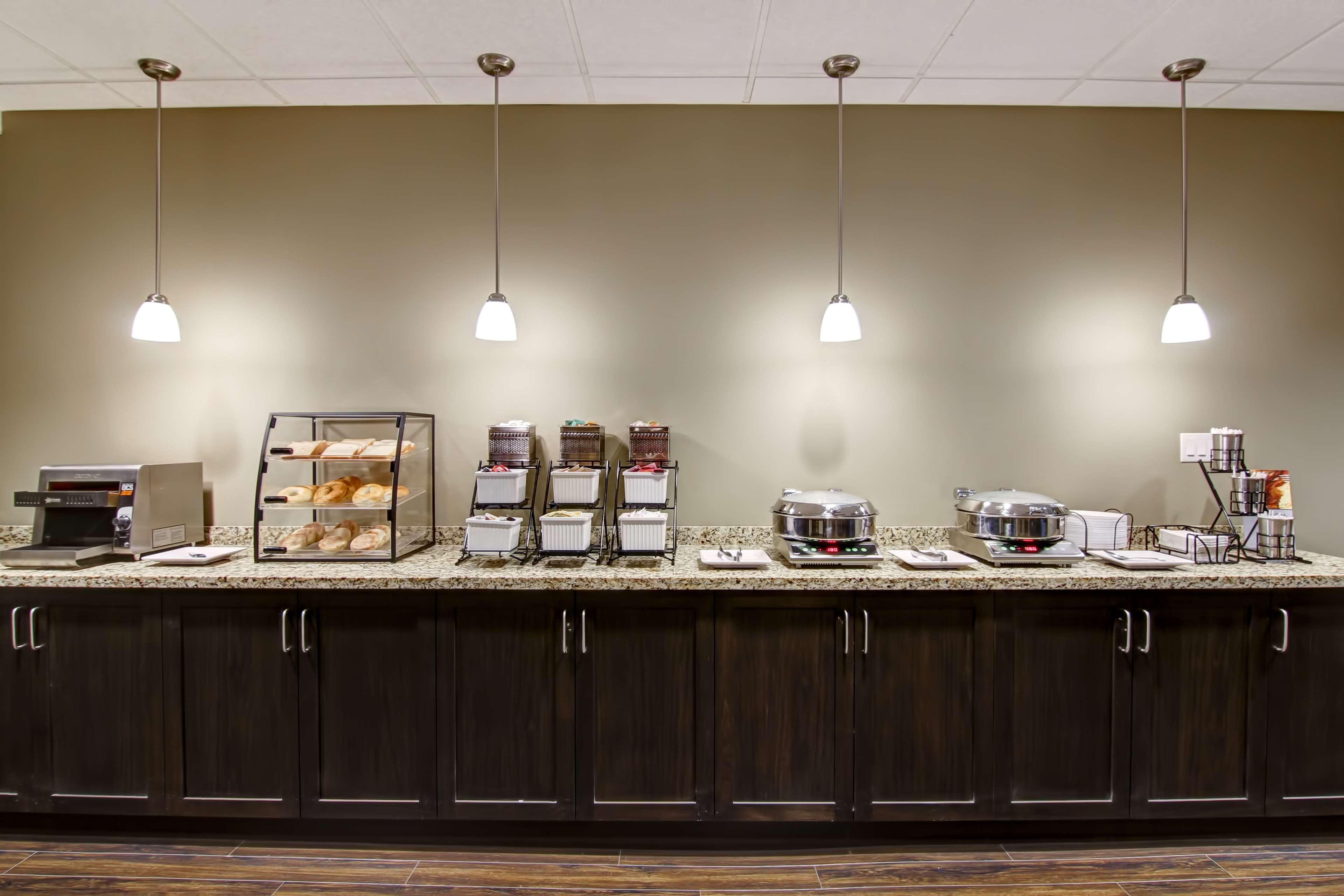 Western Airport & Hotel 3*